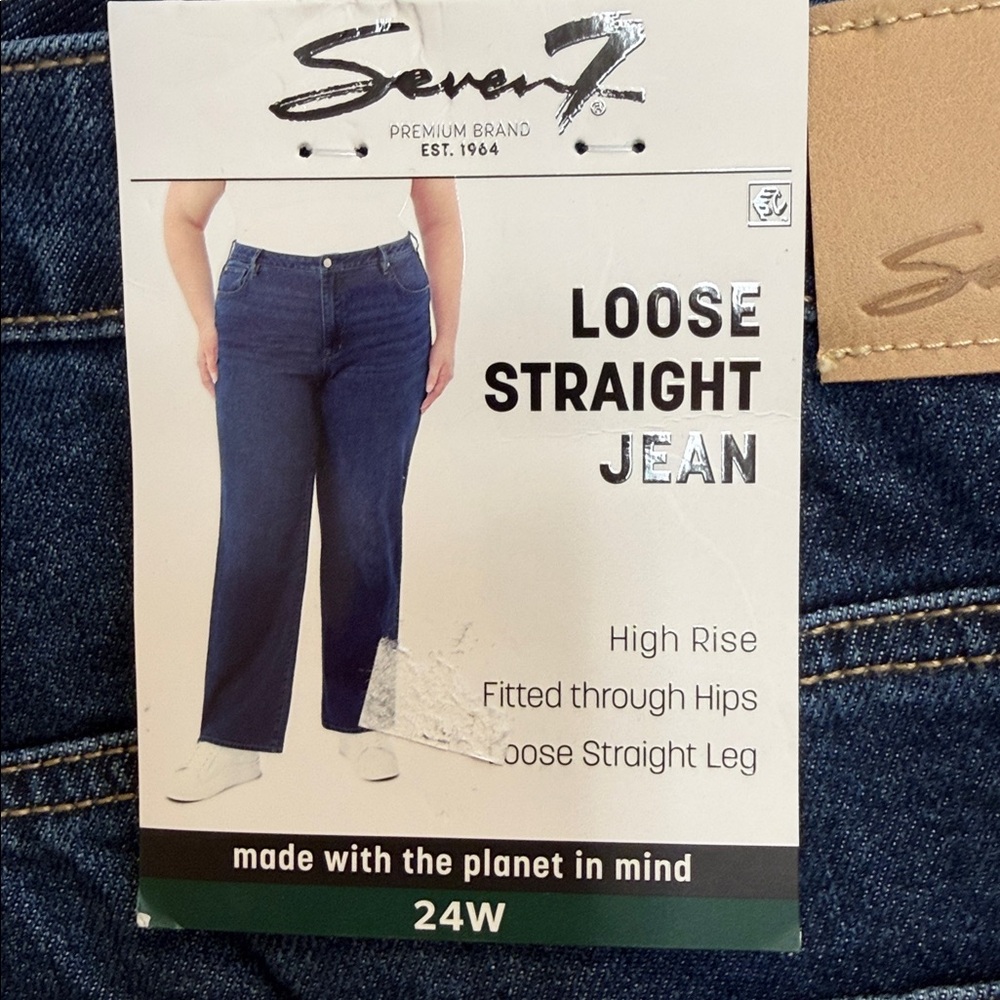 NWT Size 24W, Seven7 Loose Straight Jean